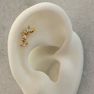 Gold Crystal Tear Drop Arch Cartilage Earring Brand New